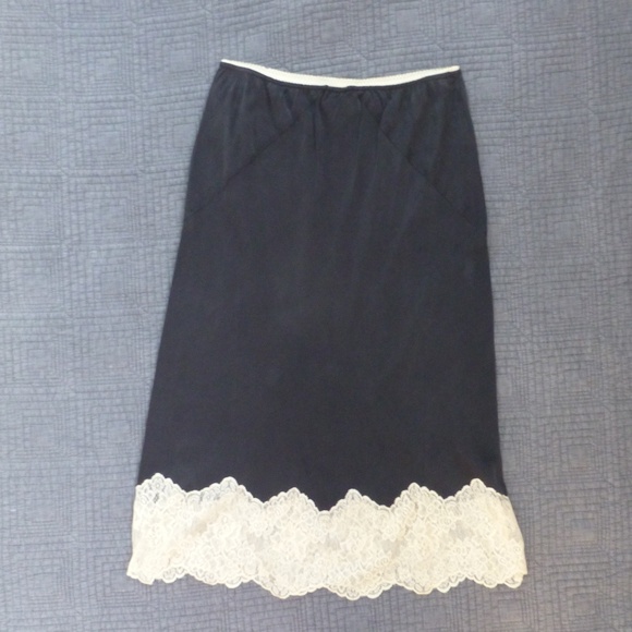 100% Silk Midi Skirt w/ Contrasting Lace Trim  Dark Grey Size XS - Picture 1 of 6
